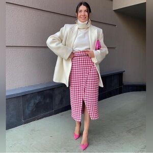 ZARA TEXTURED MIDI SKIRT Large Raspberry Pink NWT